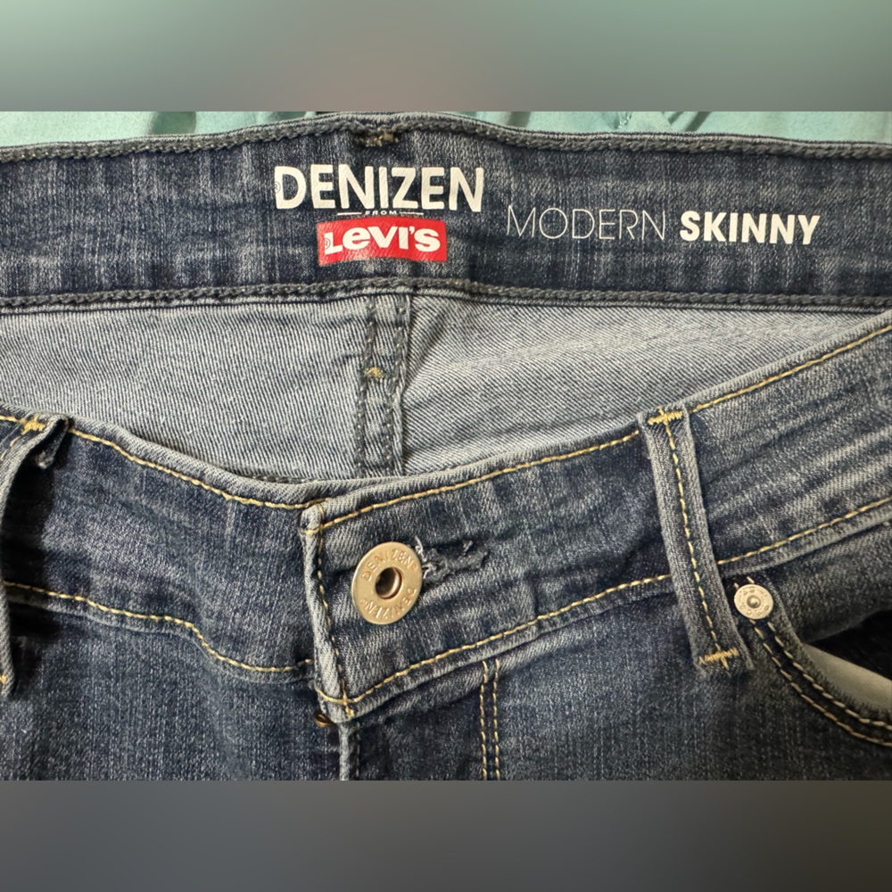 Denizen Levi’s Skinny Jeans